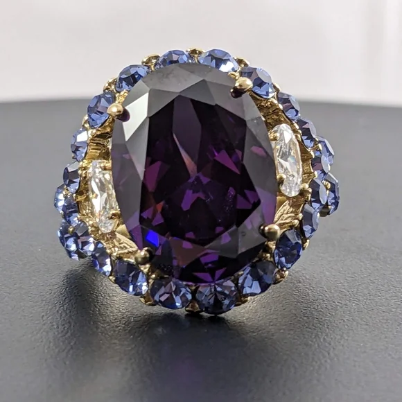 Amethyst CZ and Gold Cocktail Ring - Picture 6 of 6